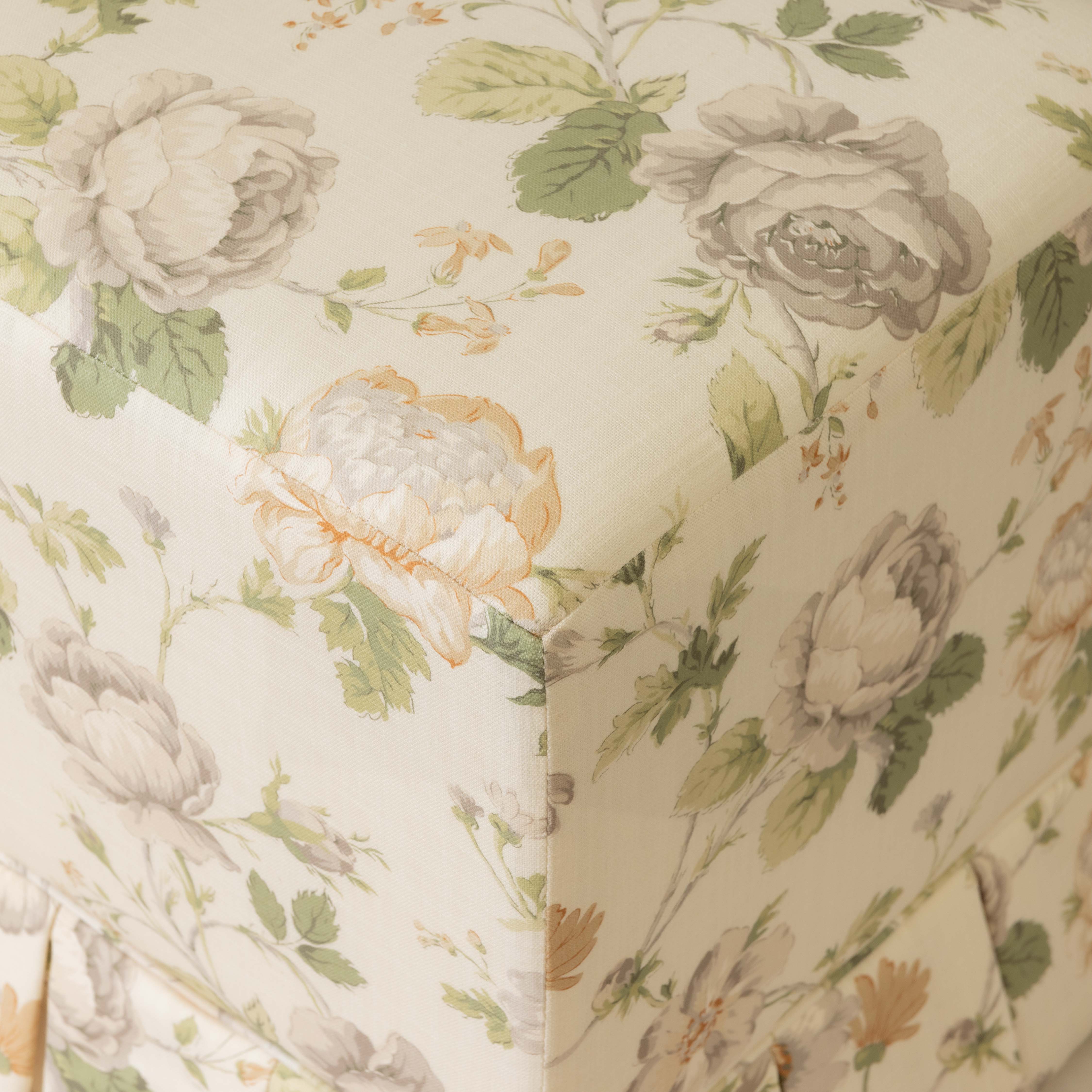 Box-Pleat Bench - Daisy - Image 4