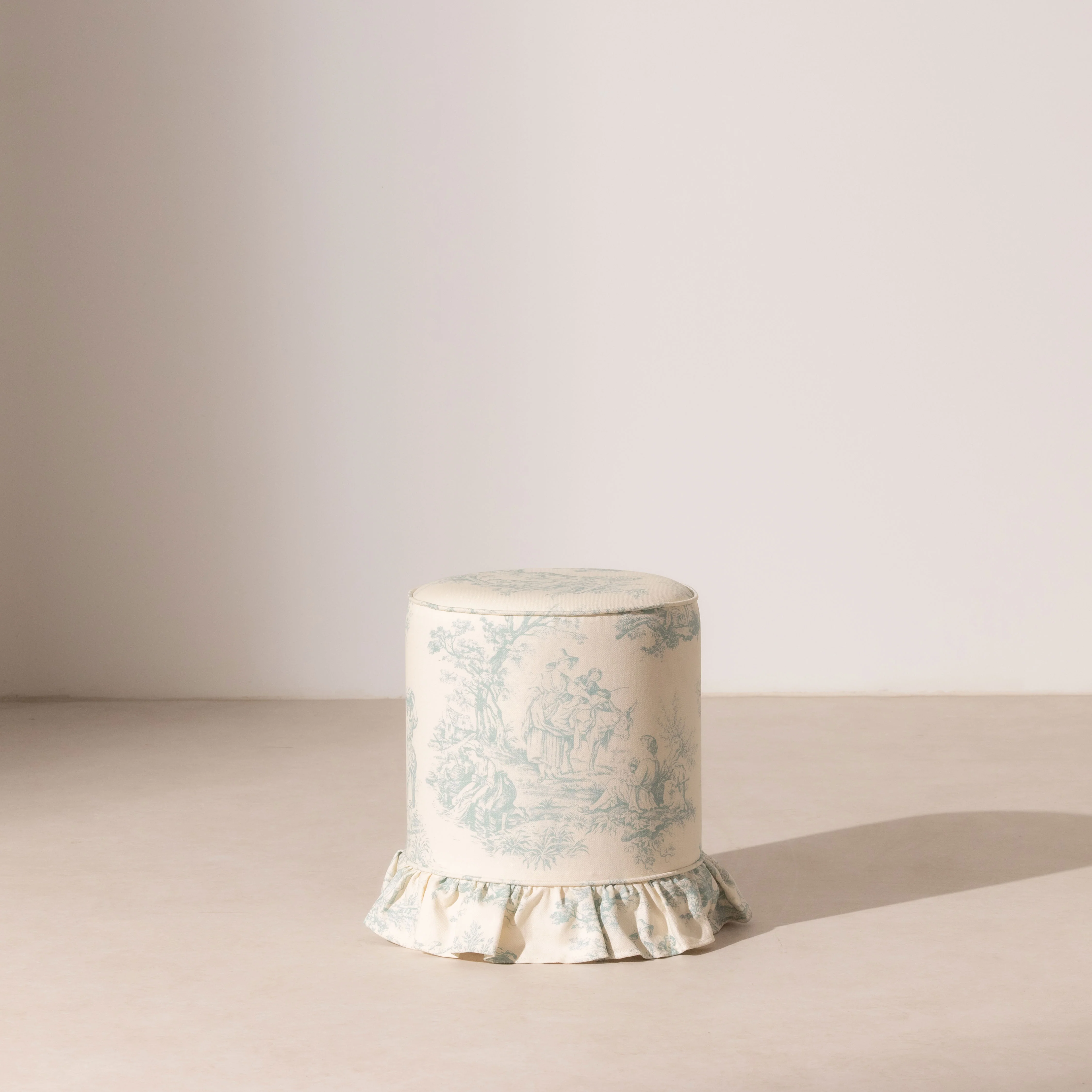 Frill Pouffe - Toile Du Jouy - Image 4