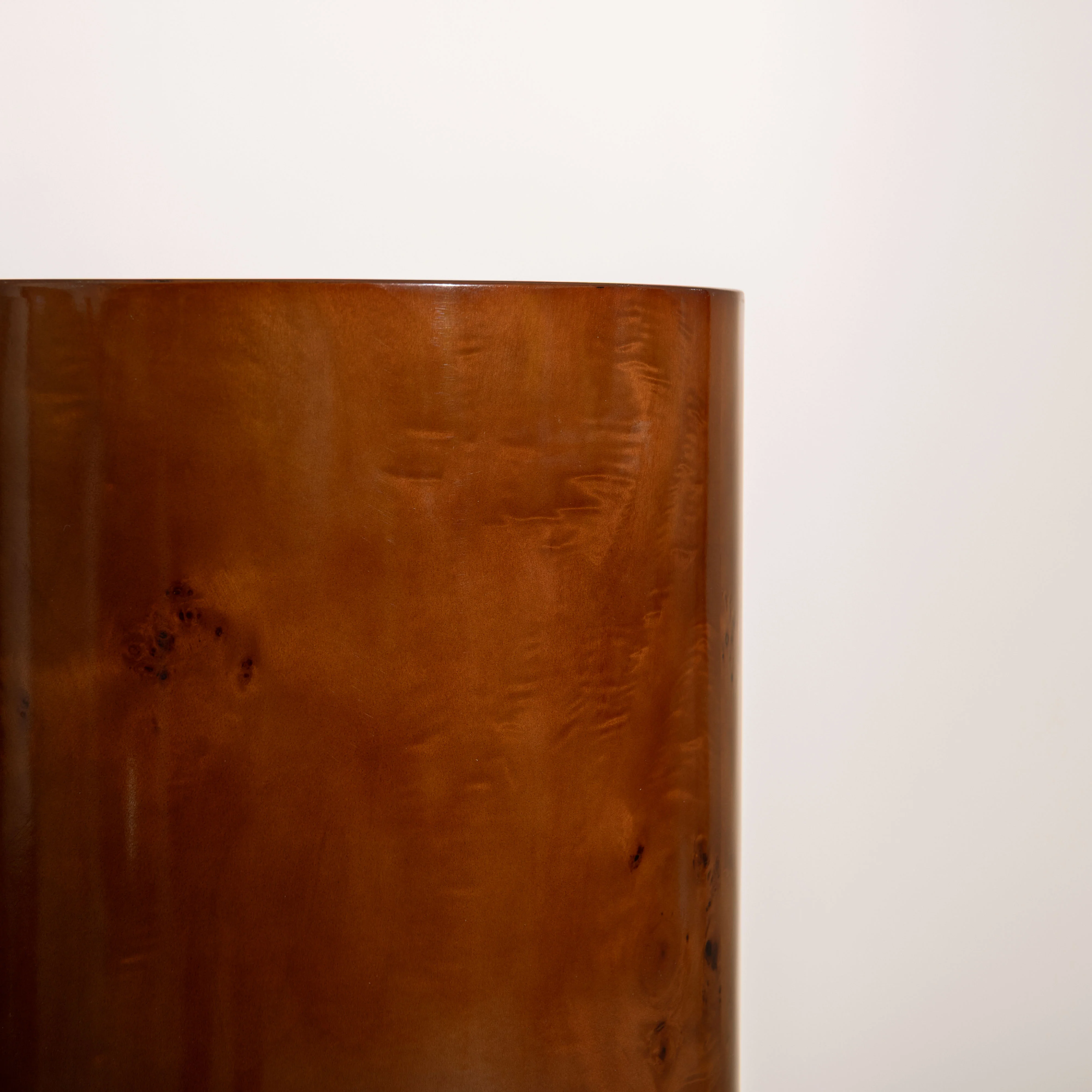 No.17 The Terra Burl Pedestal - Image 4