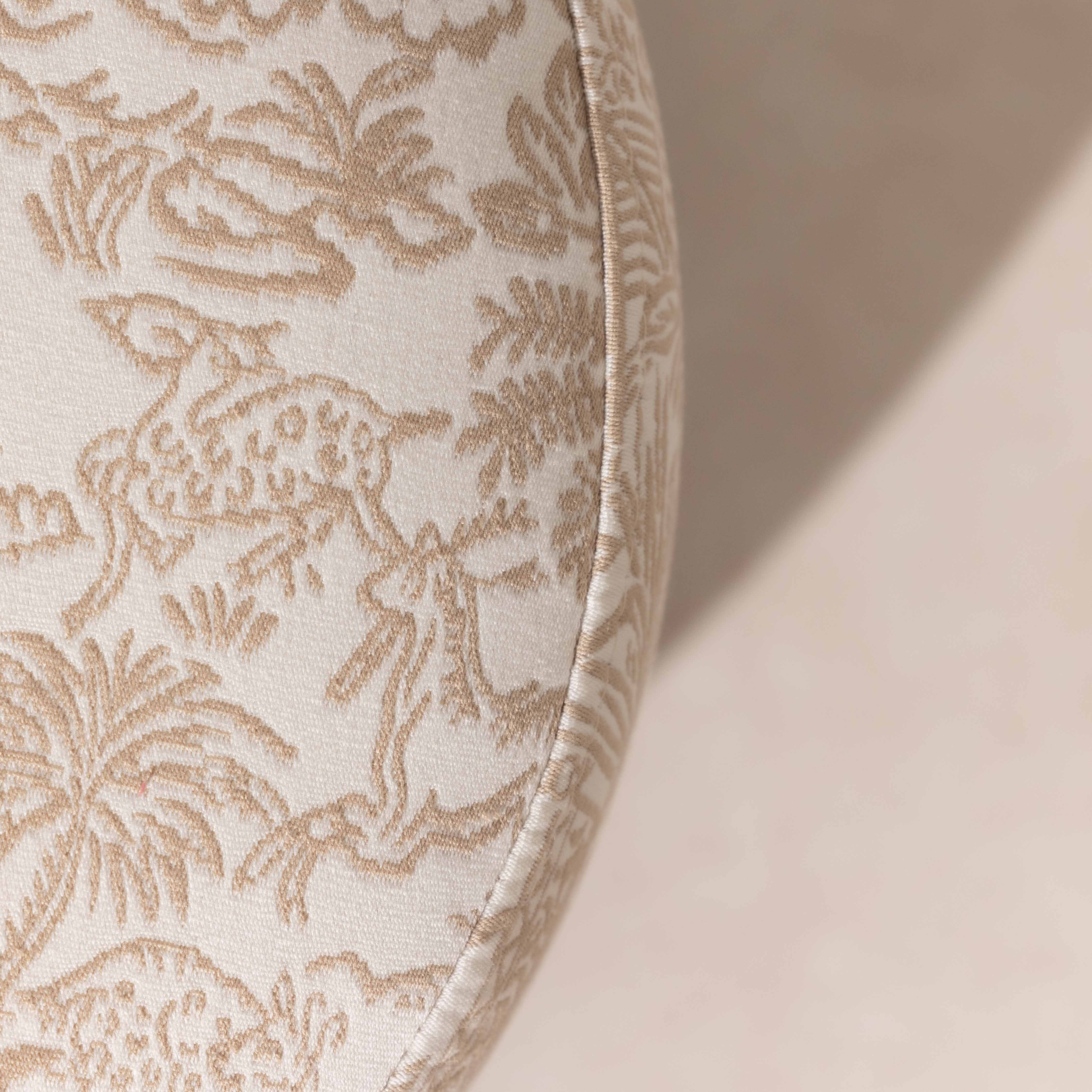 Pouffe with Ball Feet - Les Pagodes - Image 4
